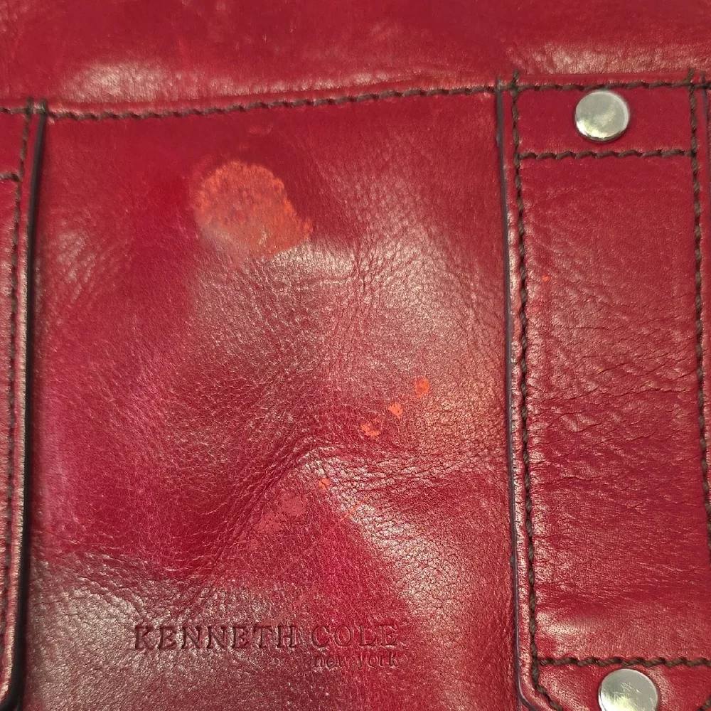 Kenneth Cole New York Red Shoulder Bag - Picture 3 of 11